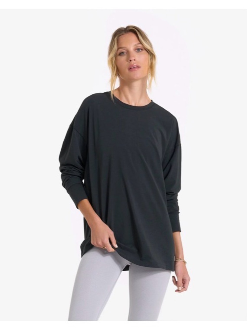NWOT Vuori Long Sleeve Feather Tee in Washed Black